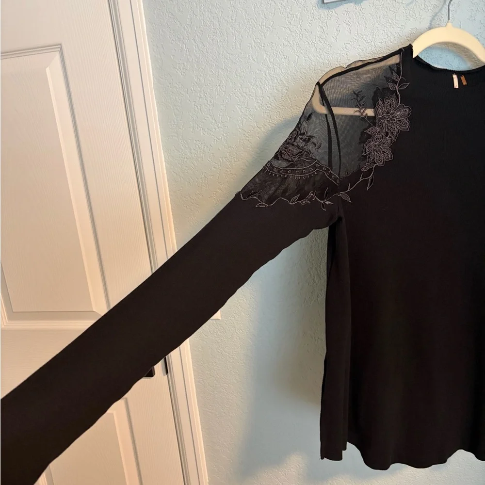 Free People Black Embroidered Sheer Mesh Top Long Sleeve Boho - Picture 2 of 4